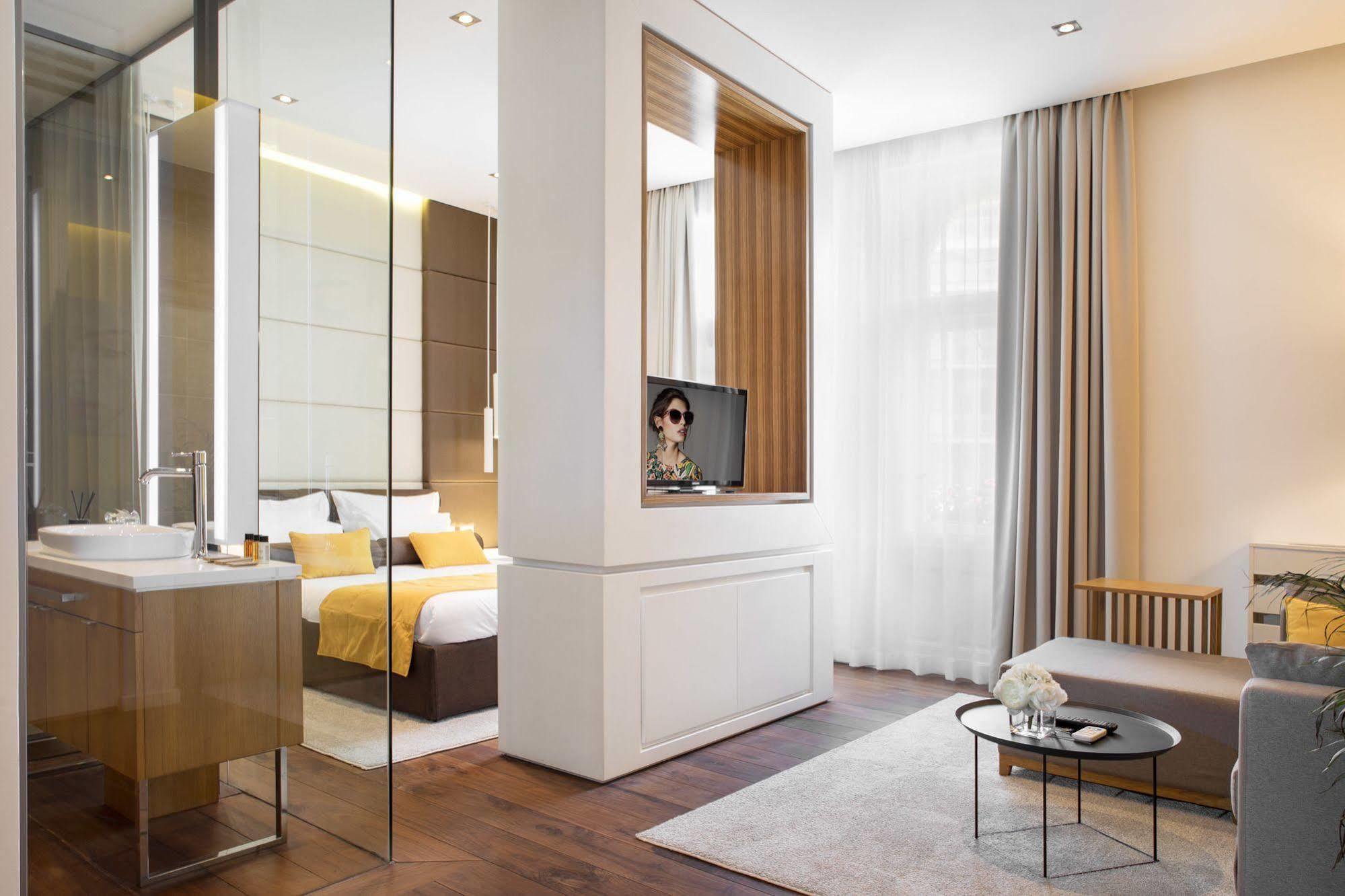 Dominic Smart & Luxury Suites - Terazije Beograd Bagian luar foto