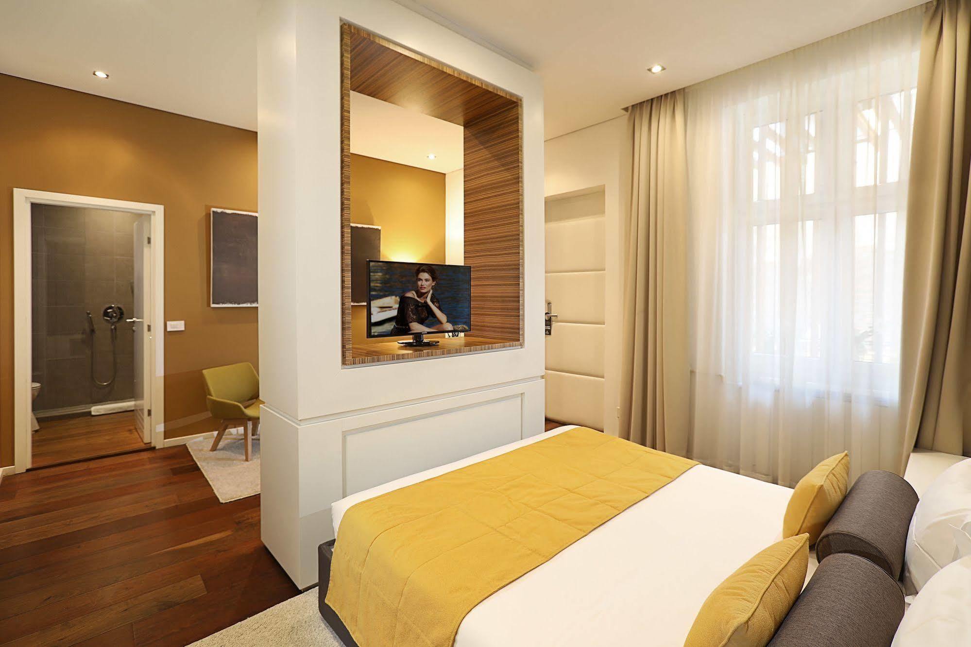 Dominic Smart & Luxury Suites - Terazije Beograd Bagian luar foto